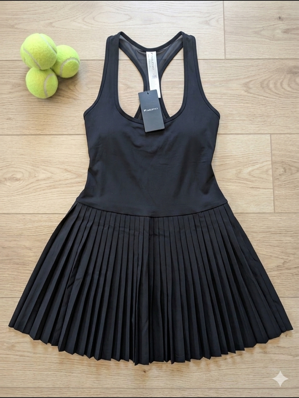 NWT FABLETICS PLEATED HOT SHOT DRESS size Small